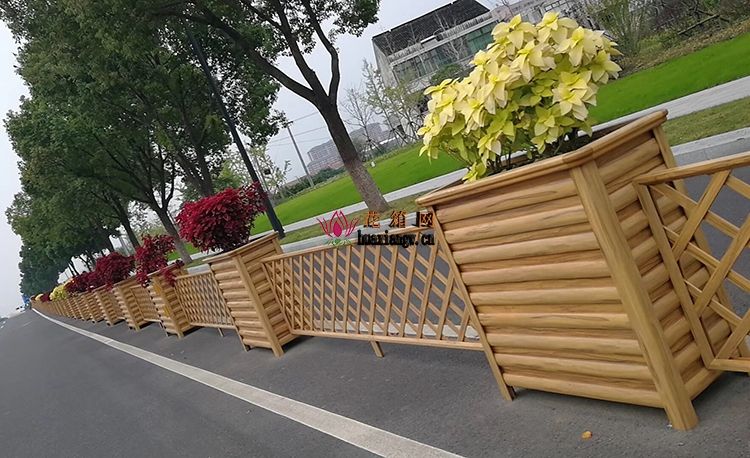 冬天戶(hù)外為什么要選擇鋁合金型材花箱